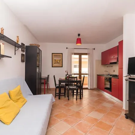 Casa Miro Few Minutes From The Sea - Happy Apartamento Olbia